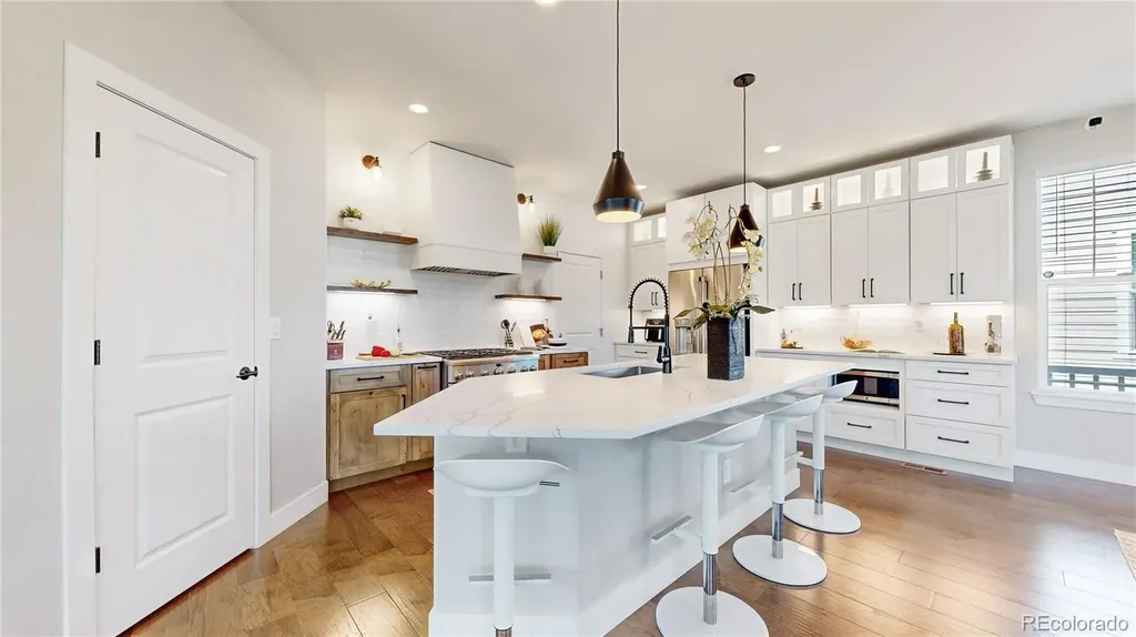 5938 N Odessa Street Aurora CO 80019
