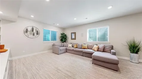 5938 N Odessa Street Aurora CO 80019