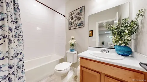 5938 N Odessa Street Aurora CO 80019