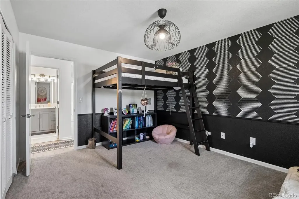 3140 E Phillips Drive Centennial CO 80122
