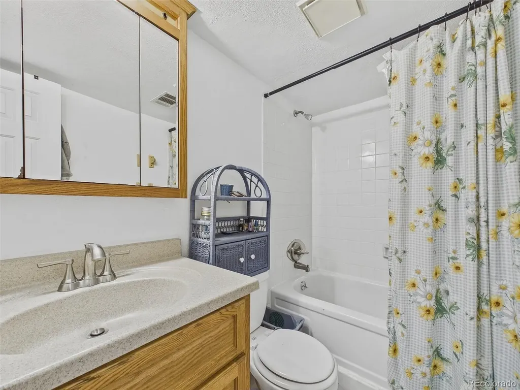 10513 Pierson Circle Broomfield CO 80021
