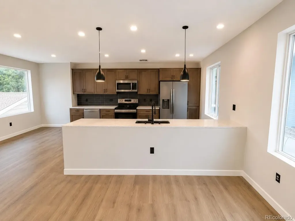 1576 Kendall Street Lakewood CO 80214