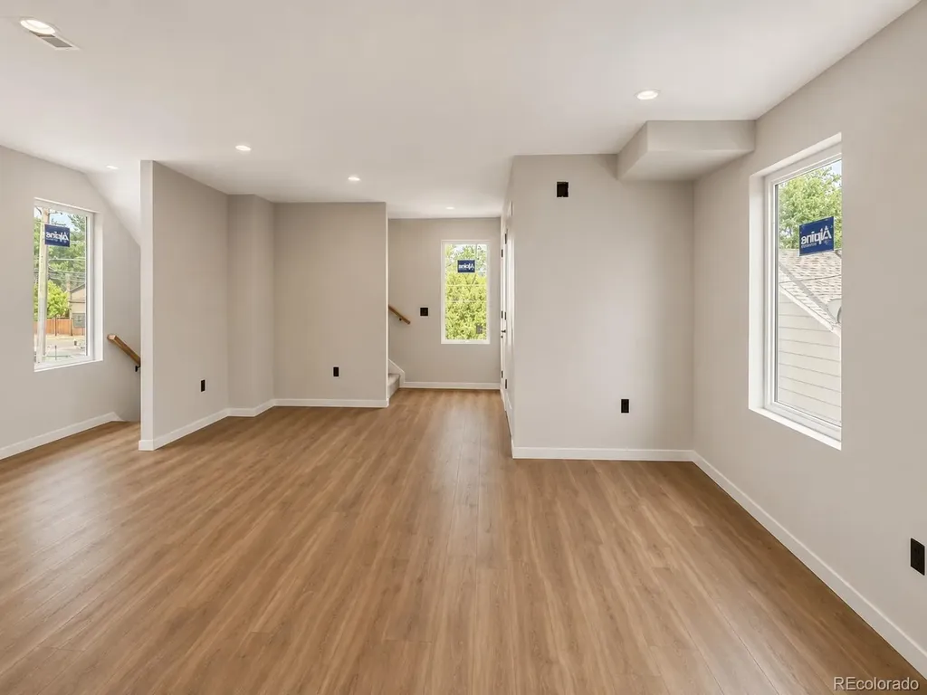 1576 Kendall Street Lakewood CO 80214