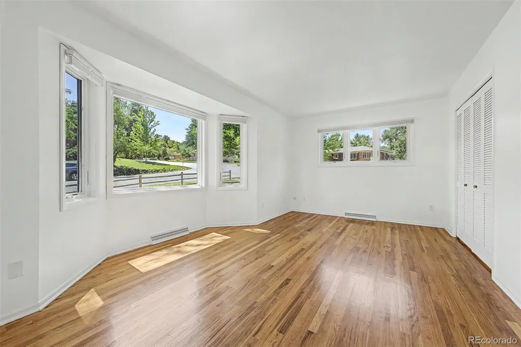 2555 Queen Street Denver CO 80215