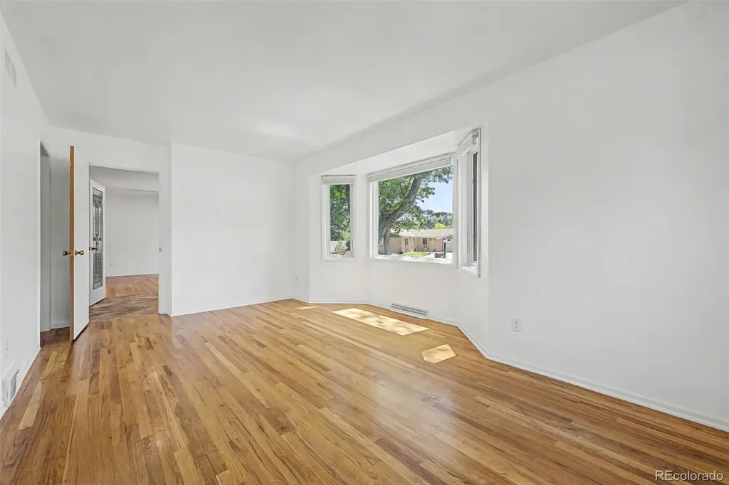 2555 Queen Street Denver CO 80215