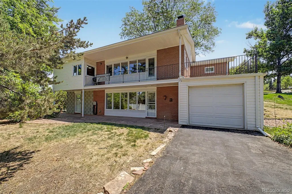 2555 Queen Street Denver CO 80215