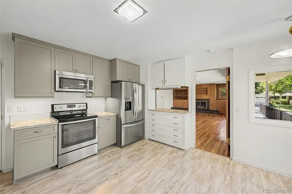 2555 Queen Street Denver CO 80215