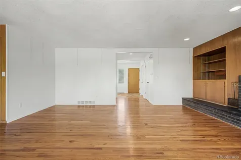 2555 Queen Street Denver CO 80215