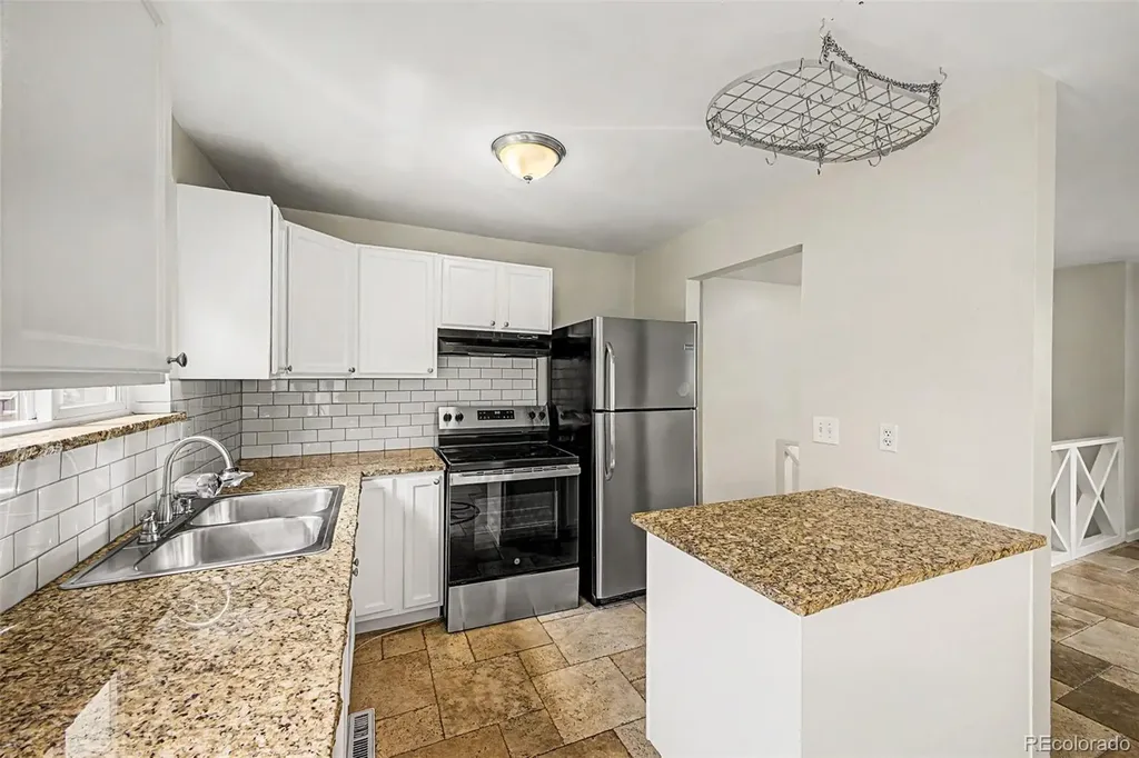 335 Pike Street Golden CO 80401