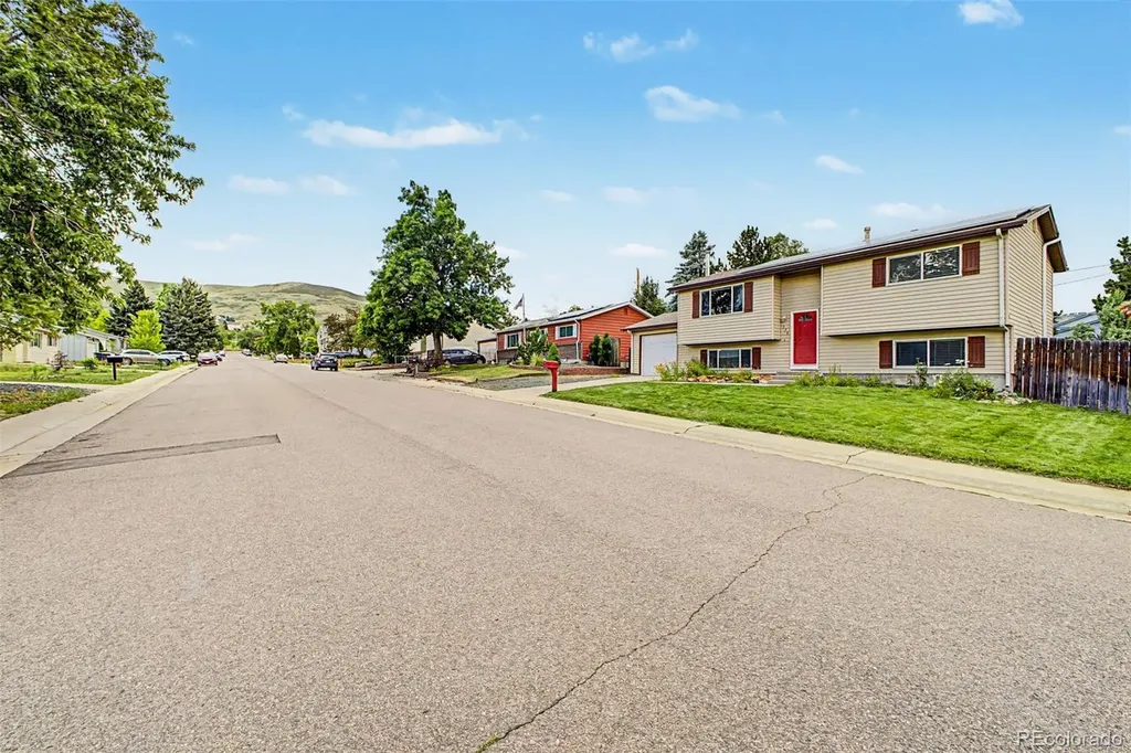 335 Pike Street Golden CO 80401