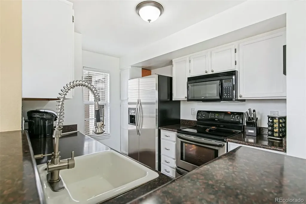 6776 S Ivy Street Centennial CO 80112