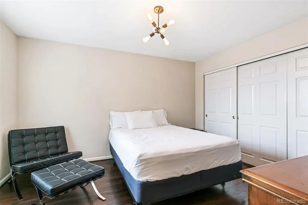 6776 S Ivy Street Centennial CO 80112