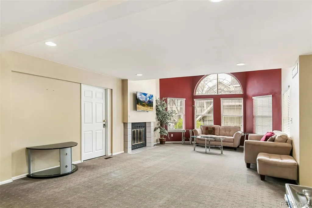 6776 S Ivy Street Centennial CO 80112