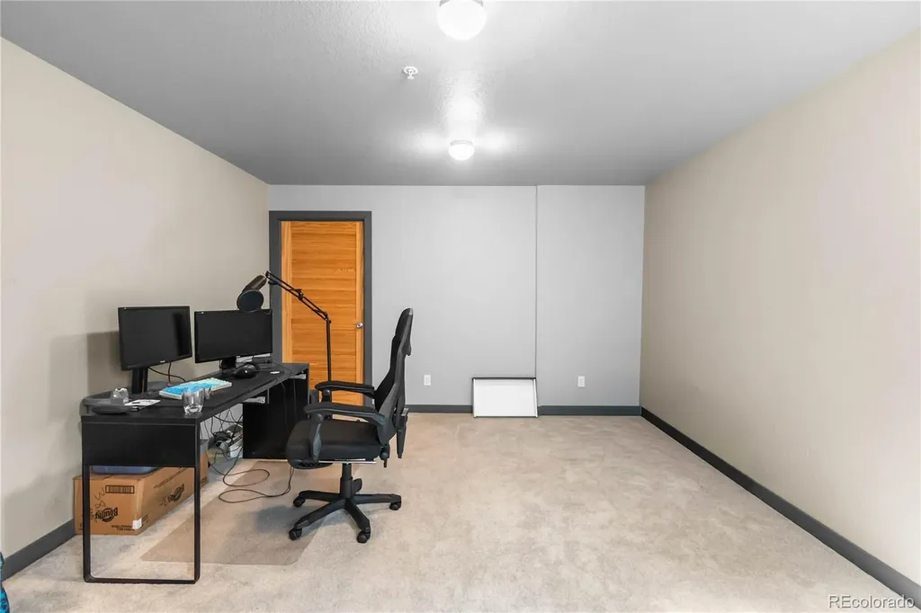 645 Yuma Loop Kiowa CO 80117