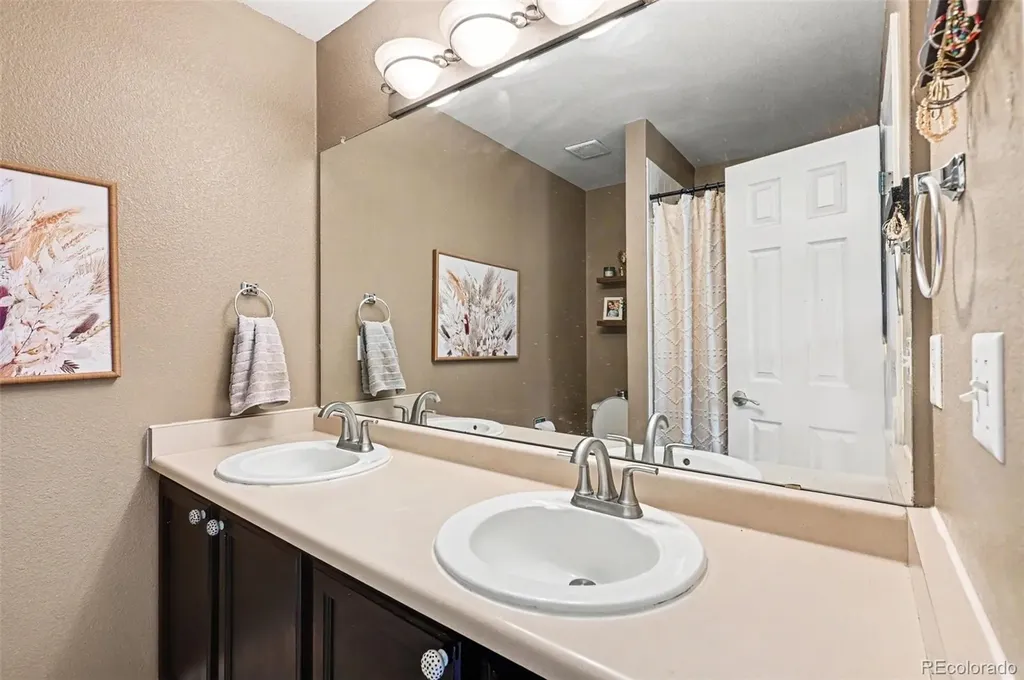 10299 Woodrose Lane Littleton CO 80129