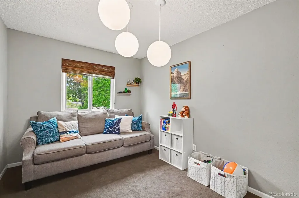 10299 Woodrose Lane Littleton CO 80129