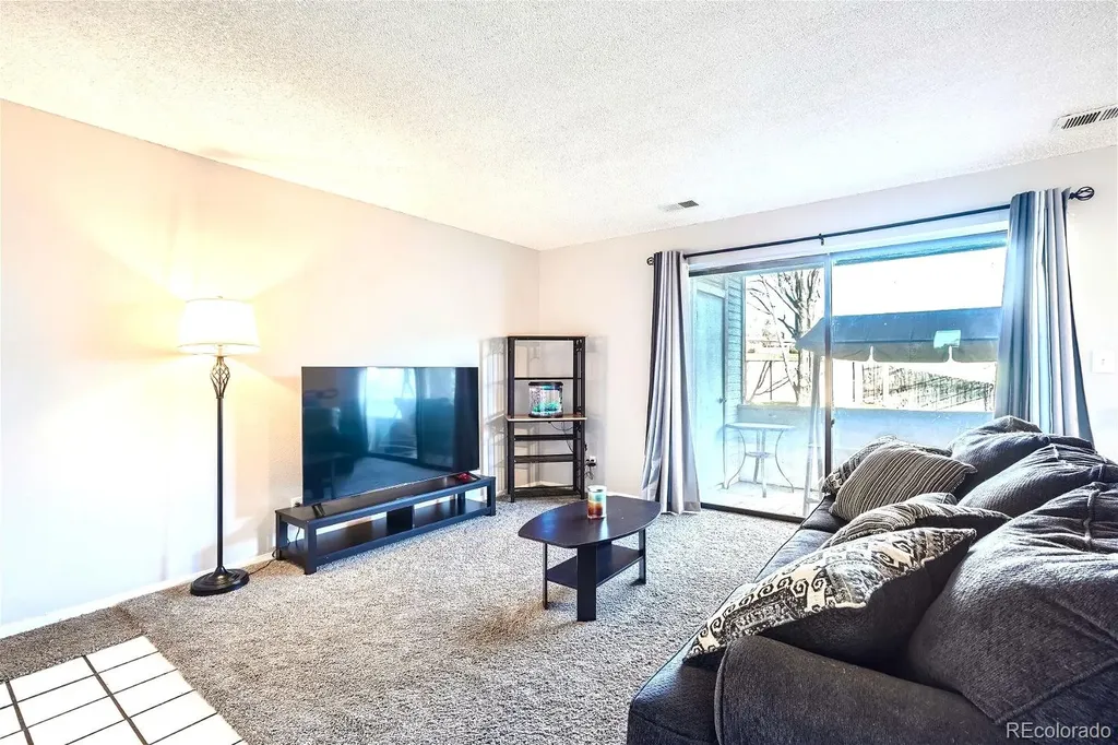 2201 Sable Boulevard Aurora CO 80011