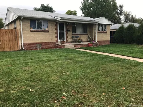 1495 S Benton Street Lakewood CO 80232
