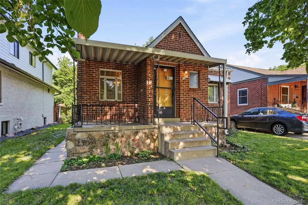 2661 N Glencoe Street Denver CO 80207