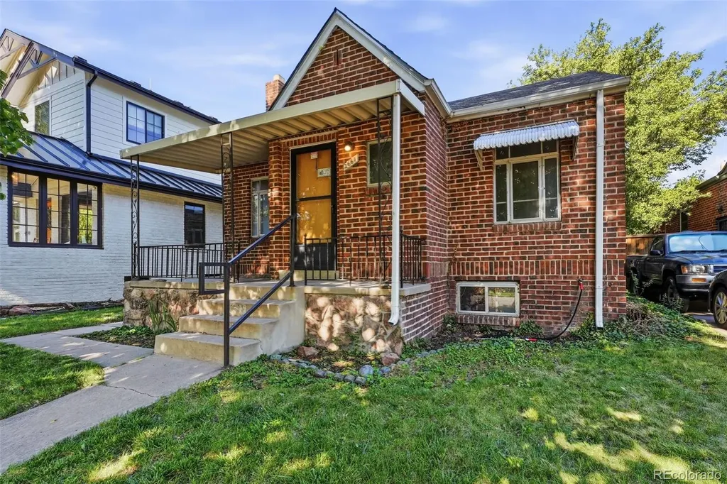 2661 N Glencoe Street Denver CO 80207