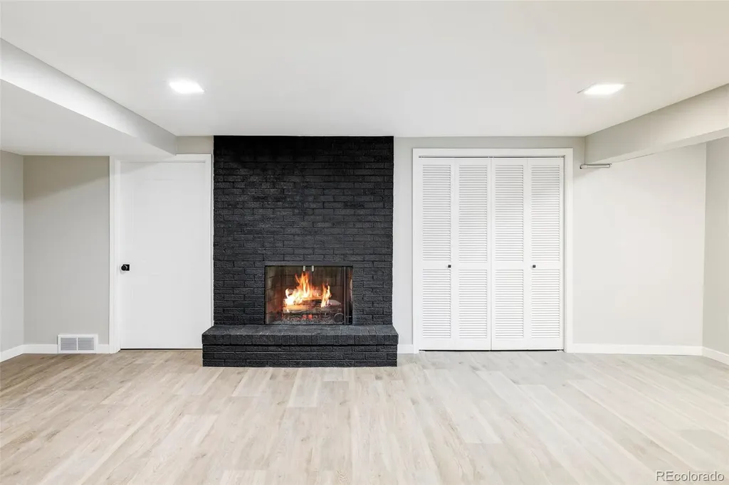 3483 S Race Street Englewood CO 80113