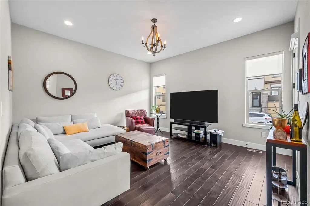 15594 W Harvard Avenue Lakewood CO 80228