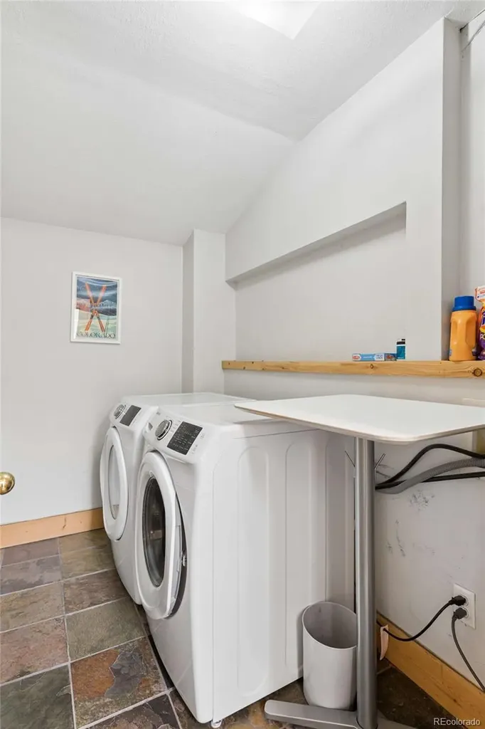 609 W 4th Street Nederland CO 80466
