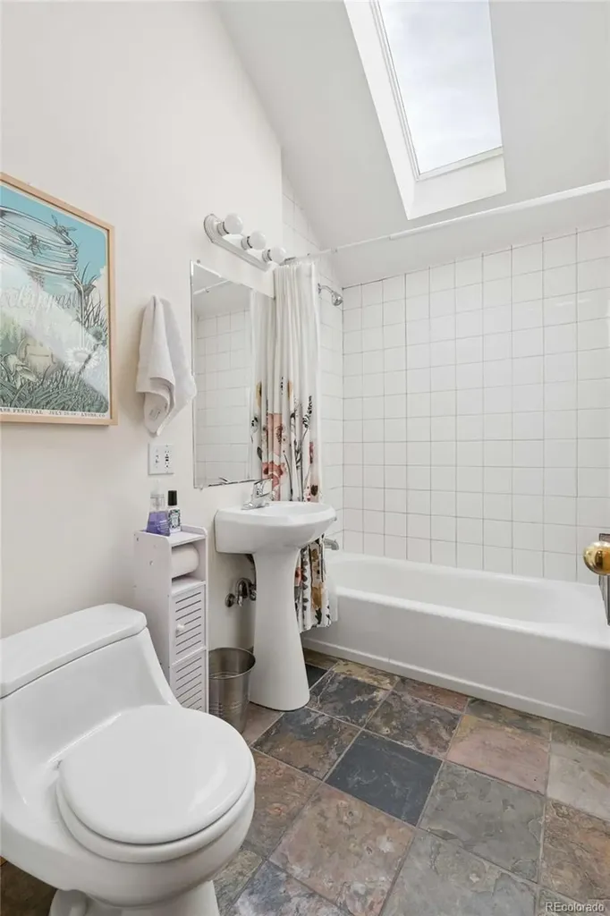 609 W 4th Street Nederland CO 80466
