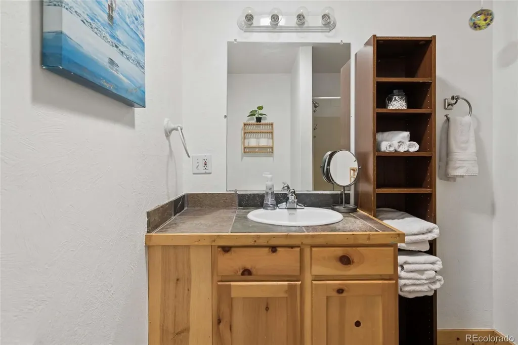 609 W 4th Street Nederland CO 80466
