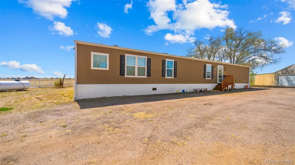 140 N Ellicott Highway Calhan CO 80808