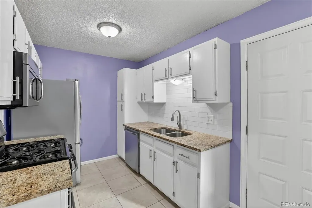 1537 S Owens Street Denver CO 80232