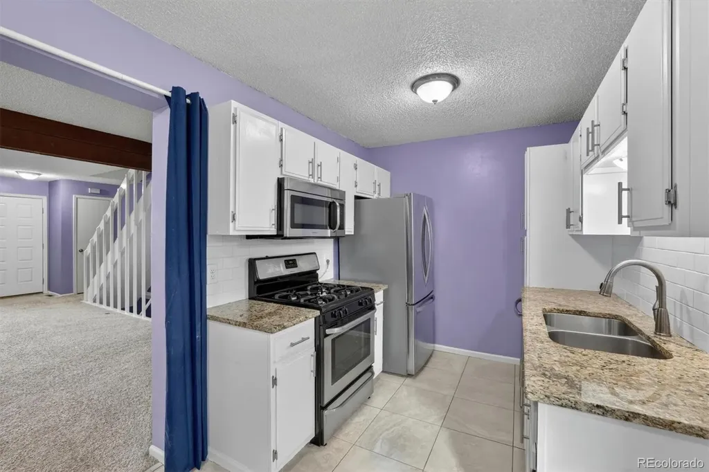 1537 S Owens Street Denver CO 80232