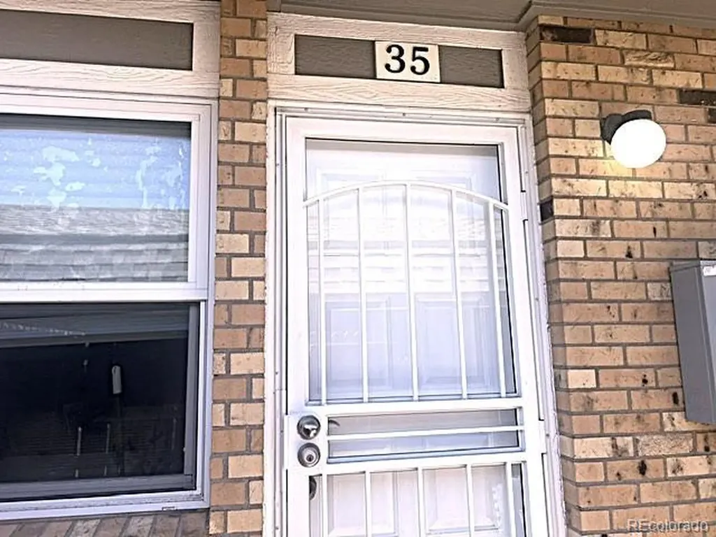 1537 S Owens Street Denver CO 80232