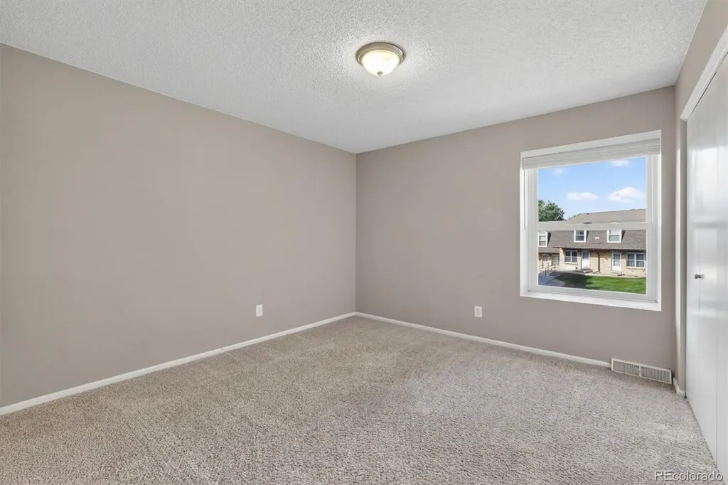 1537 S Owens Street Denver CO 80232