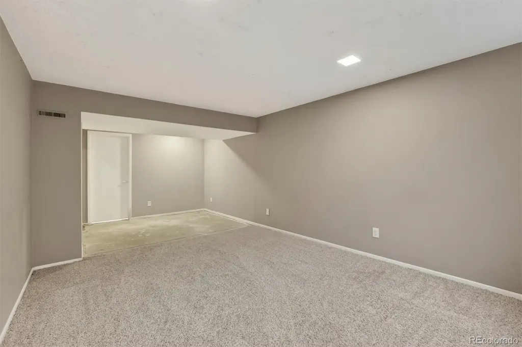 1537 S Owens Street Denver CO 80232