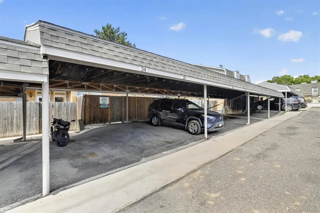 1537 S Owens Street Denver CO 80232