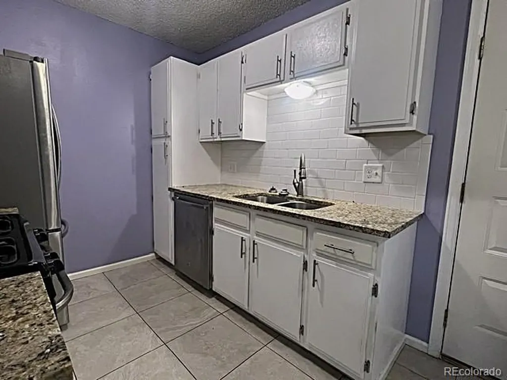 1537 S Owens Street Denver CO 80232