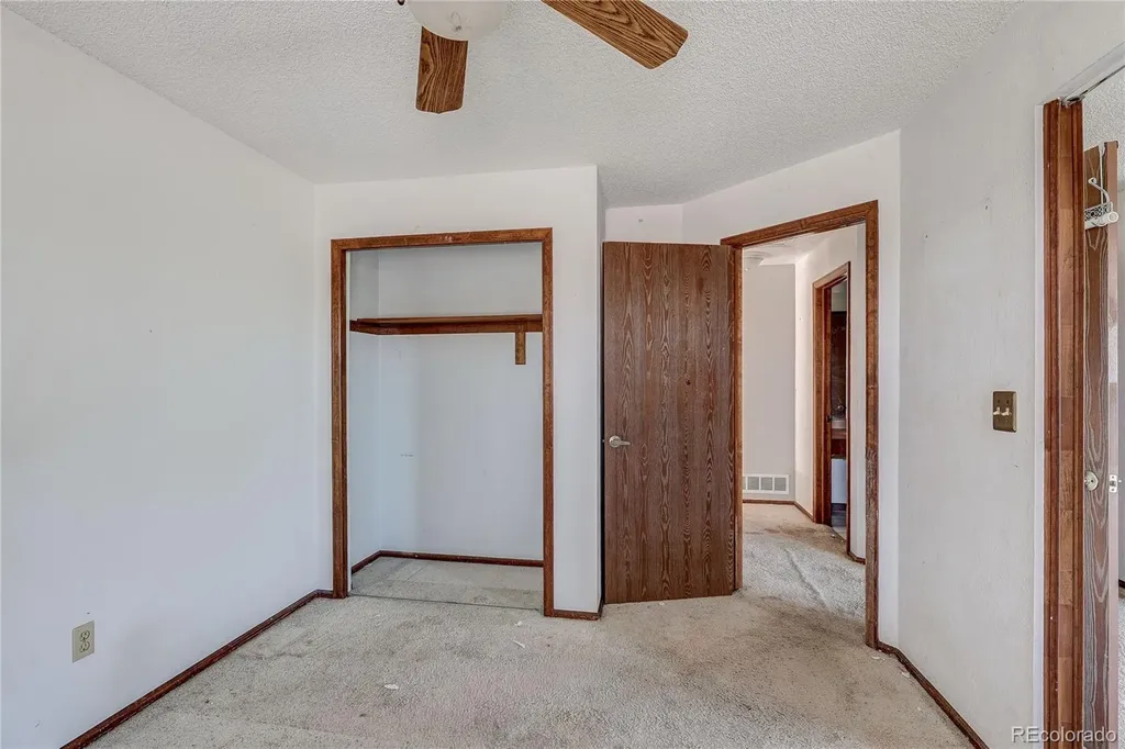 18466 E Crestline Circle Aurora CO 80015