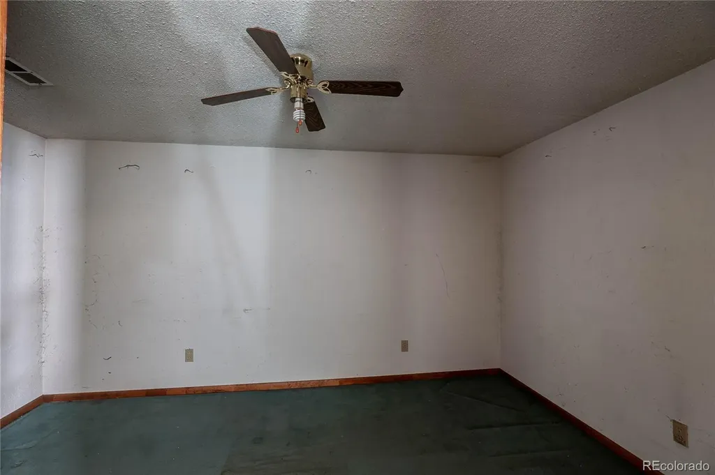 18466 E Crestline Circle Aurora CO 80015