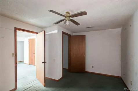 18466 E Crestline Circle Aurora CO 80015