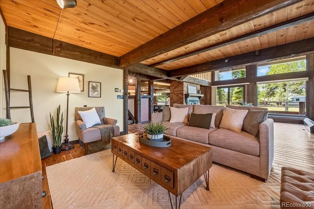 24386 Currant Drive Golden CO 80401