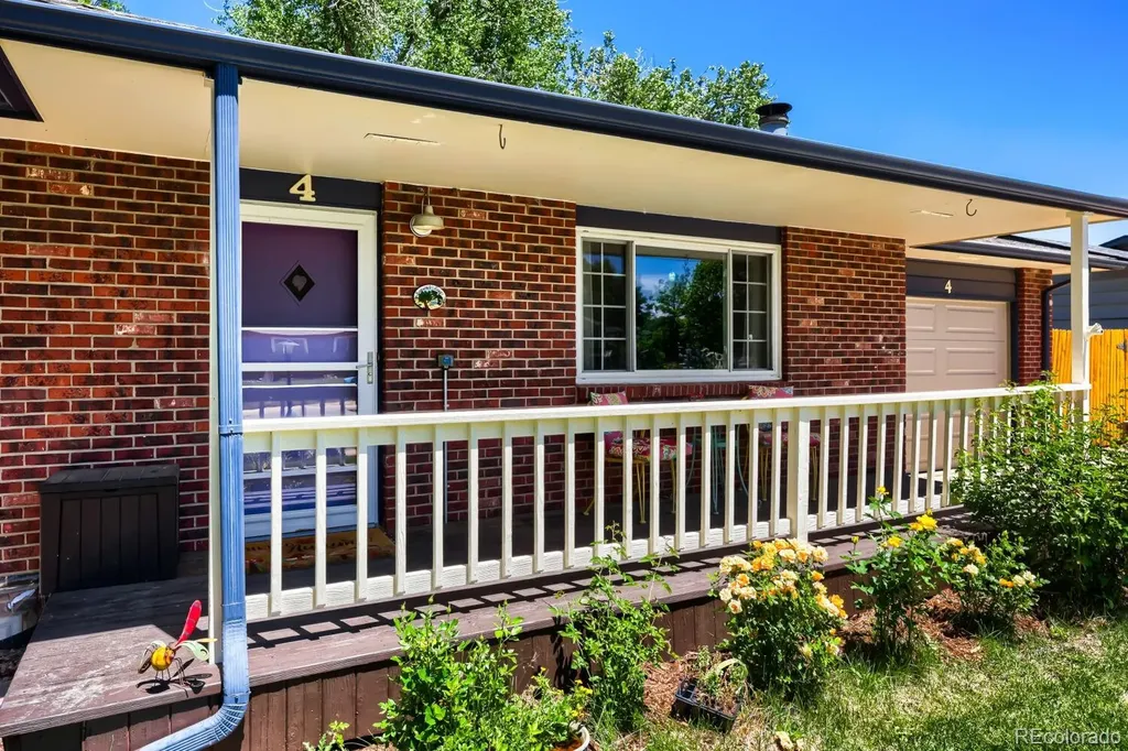 4 Seattle Lane Longmont CO 80501