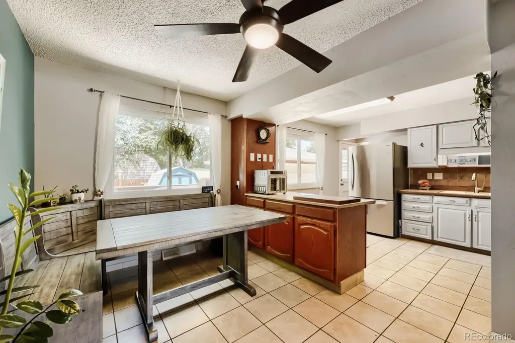 4 Seattle Lane Longmont CO 80501