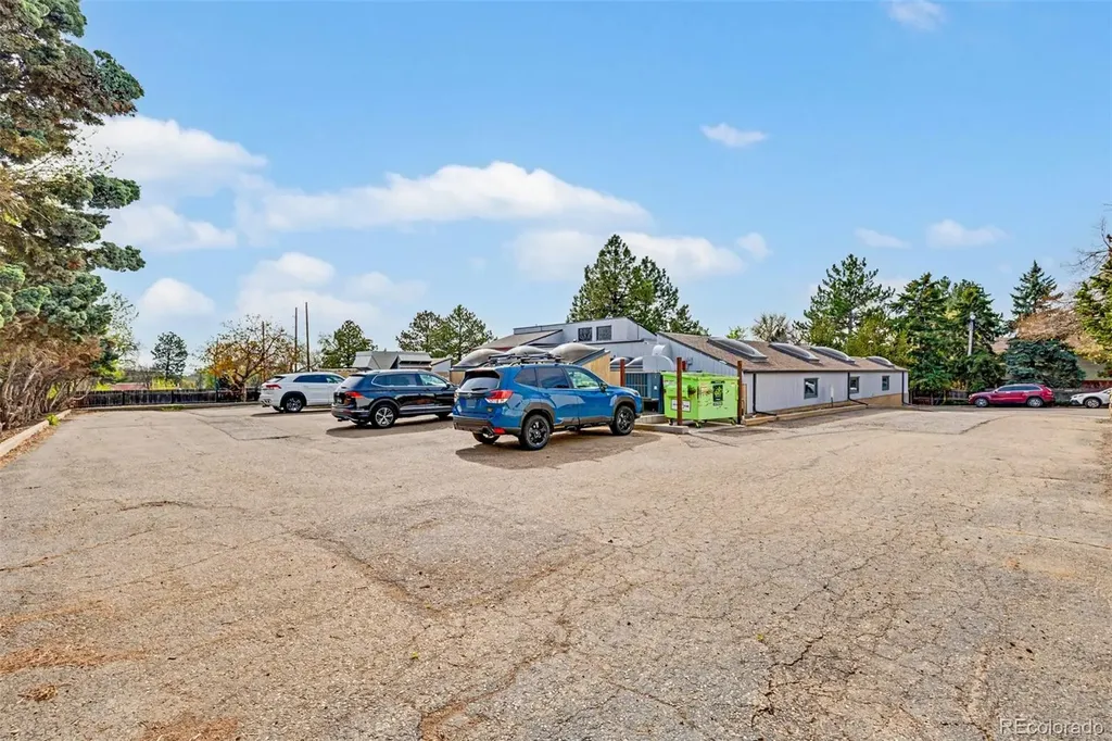 10085 W 18th Avenue Lakewood CO 80215