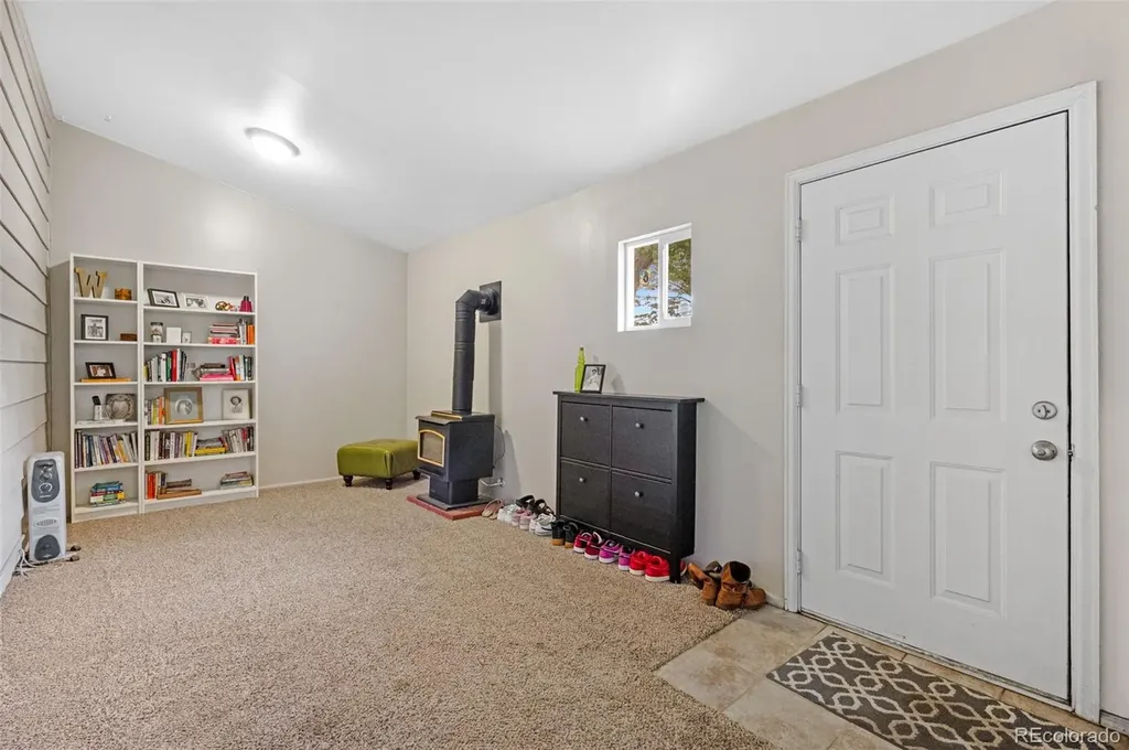 4432 Elkhart Street Denver CO 80239