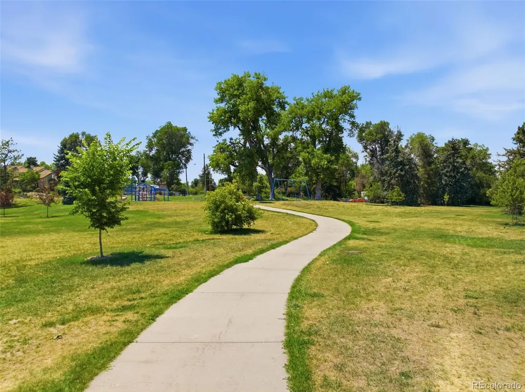 645 Cody Court Lakewood CO 80215