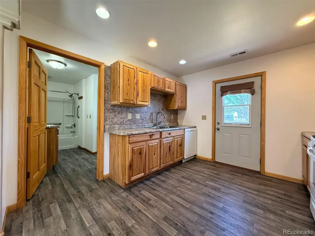 171 Oak Street Burlington CO 80807
