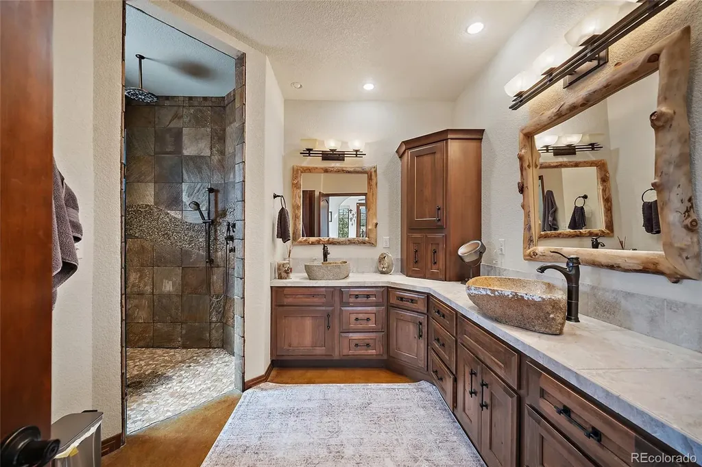 8200 Abbey Road Pueblo CO 81004