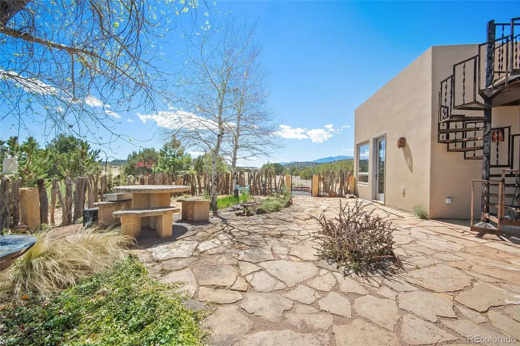 8200 Abbey Road Pueblo CO 81004