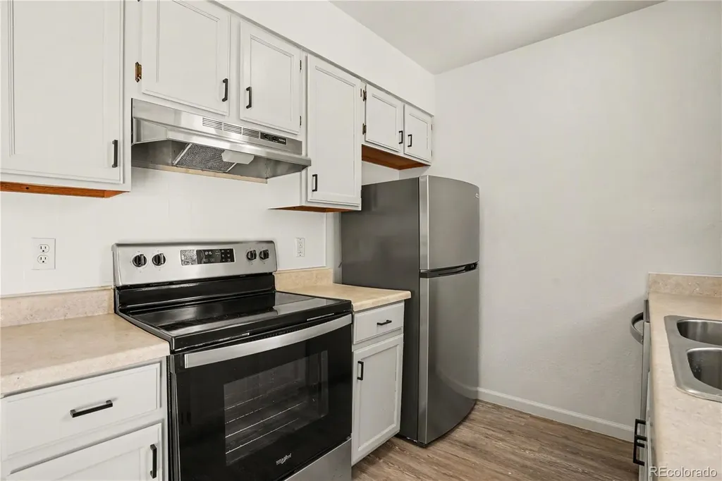 20 Pineridge Court Pueblo CO 81001